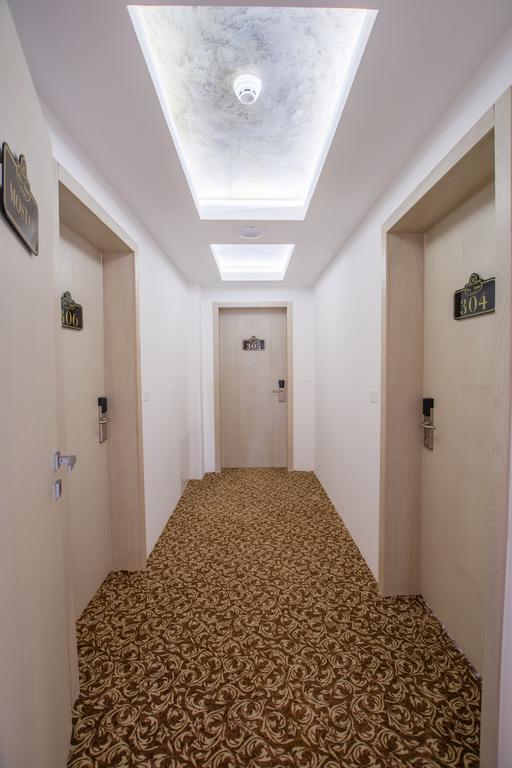 Hotel New