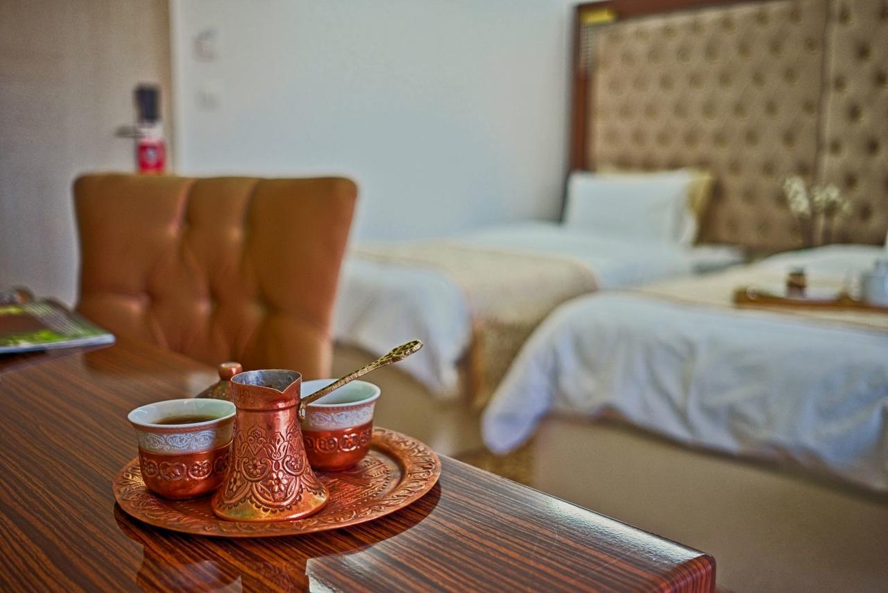 Hotel New 4*